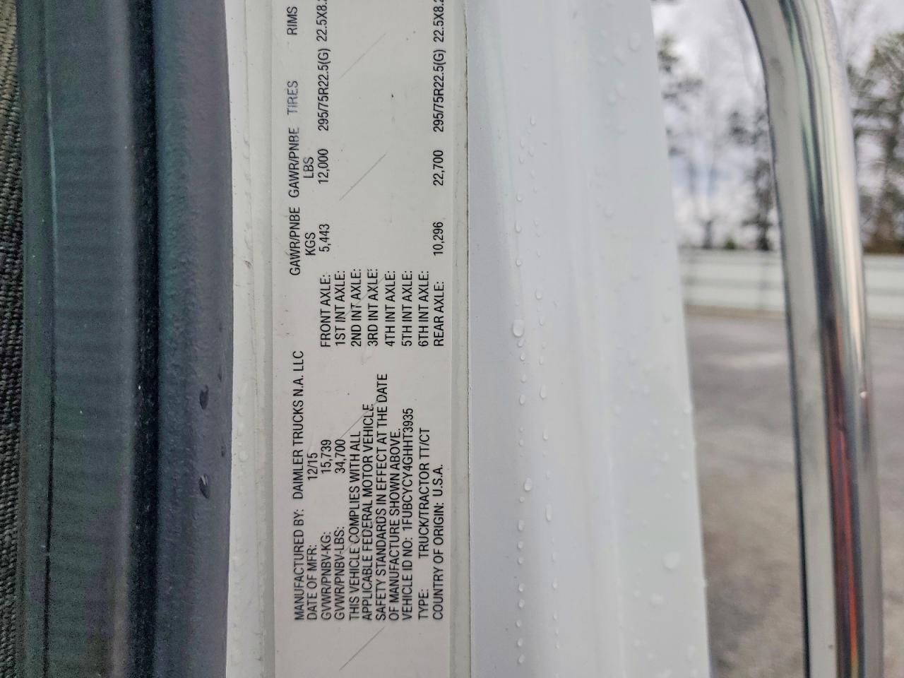 2016 Freigliner 2016 Freightliner M2 106 MED