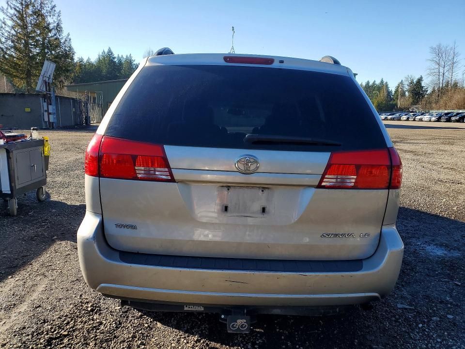 2004 Toyota Sienna ce