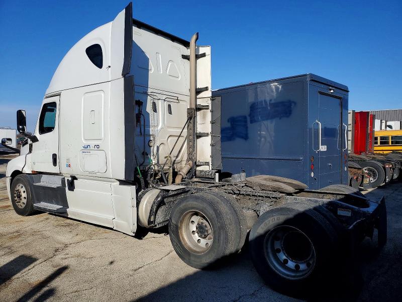 2019 Freigliner 2019 Freightliner Cascadia 126 Semi Truck