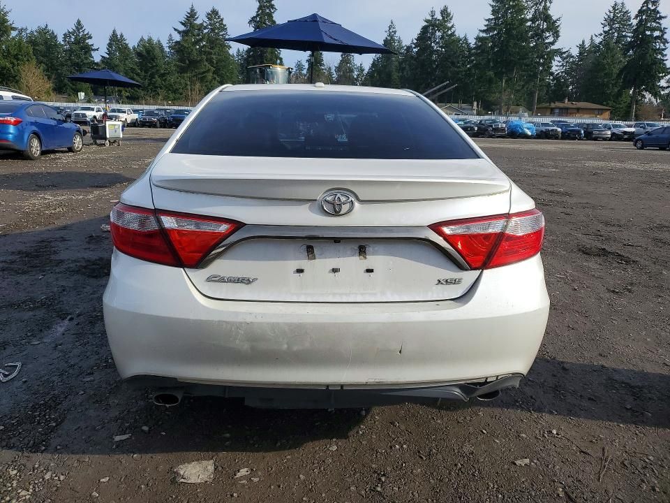2015 Toyota Camry xse