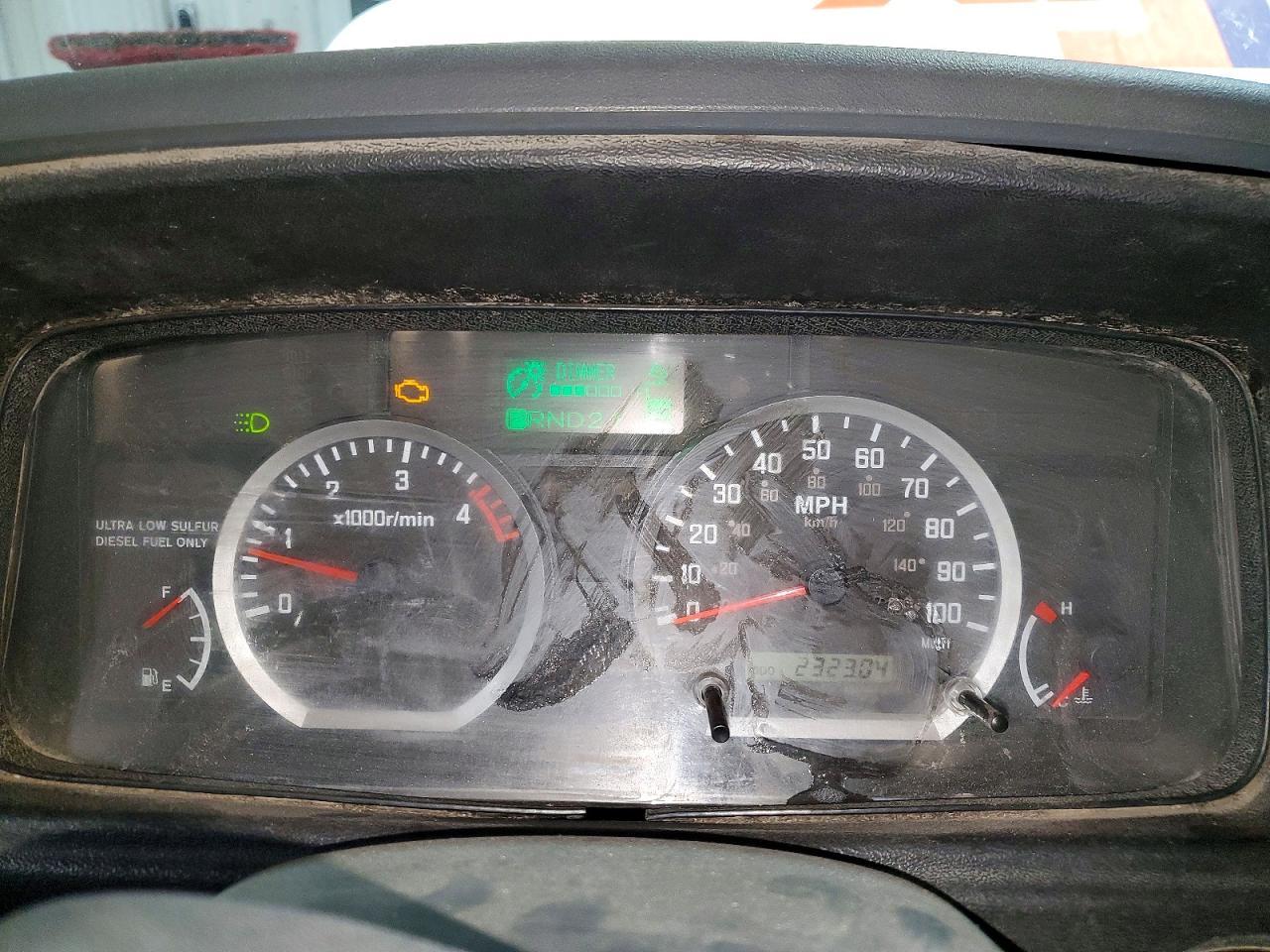 2016 Isuzu Reach Delivery Van