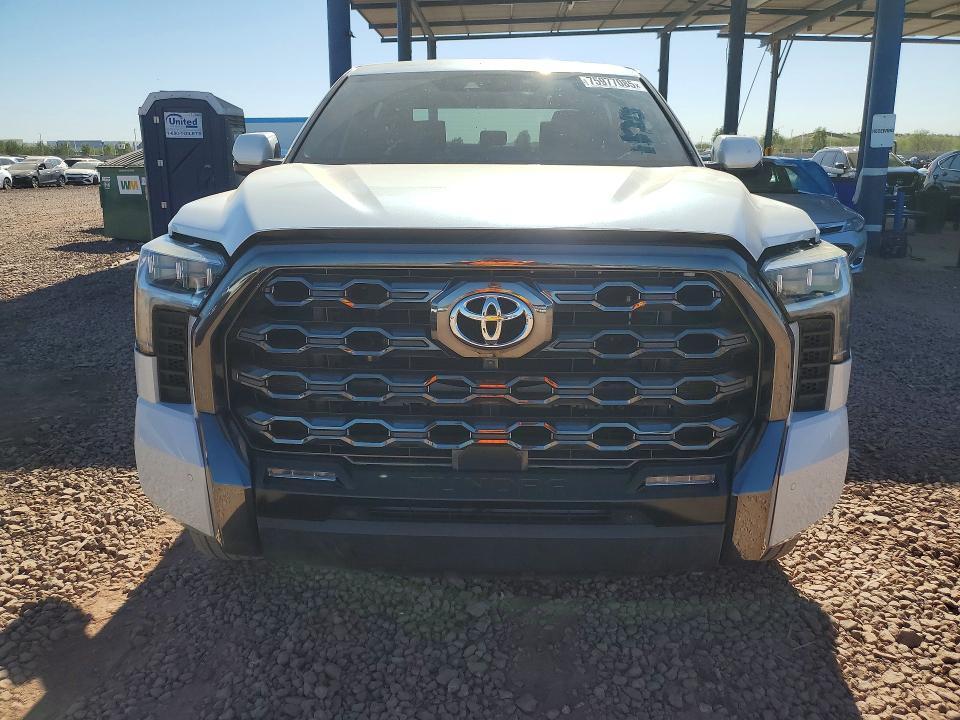 2022 Toyota Tundra Crewmax Platinum