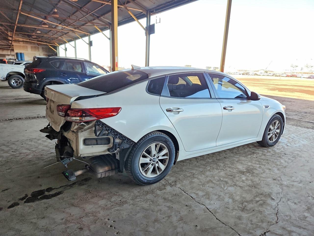 2016 KIA Optima lx