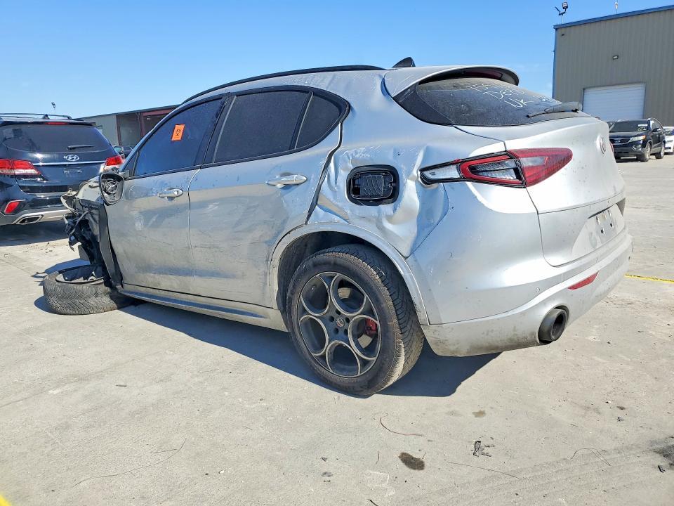 2020 Alfa Romeo Stelvio