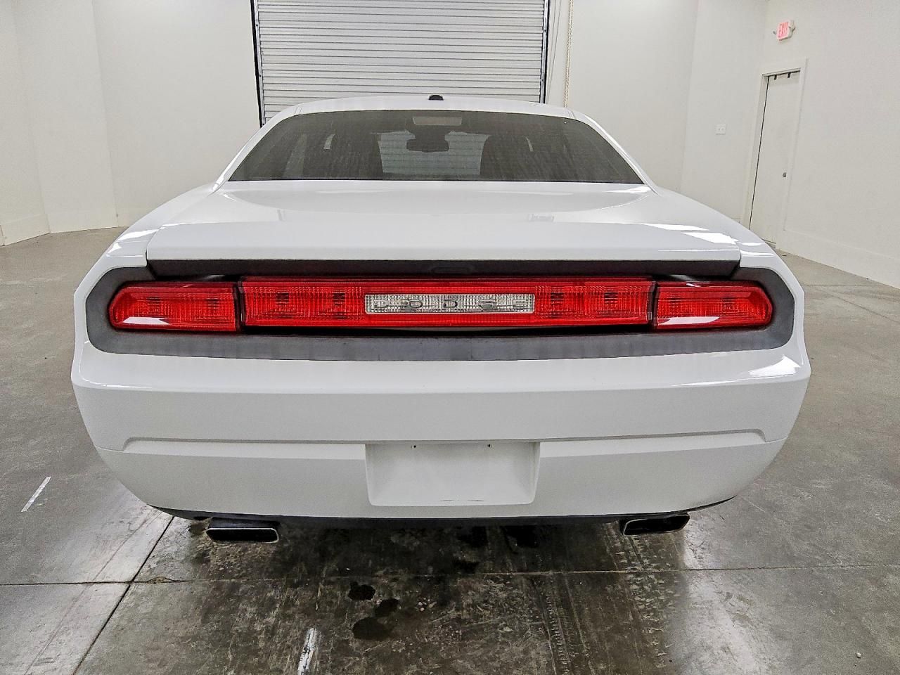 2014 Dodge Challenger sxt