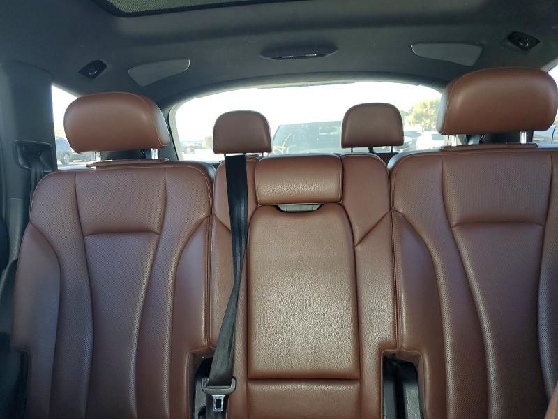 2019 Audi Q7 Premium Plus