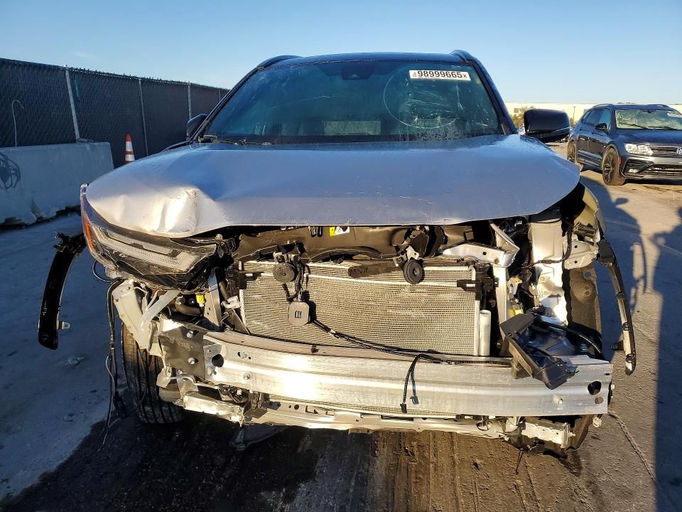 2024 Toyota Rav4 xse