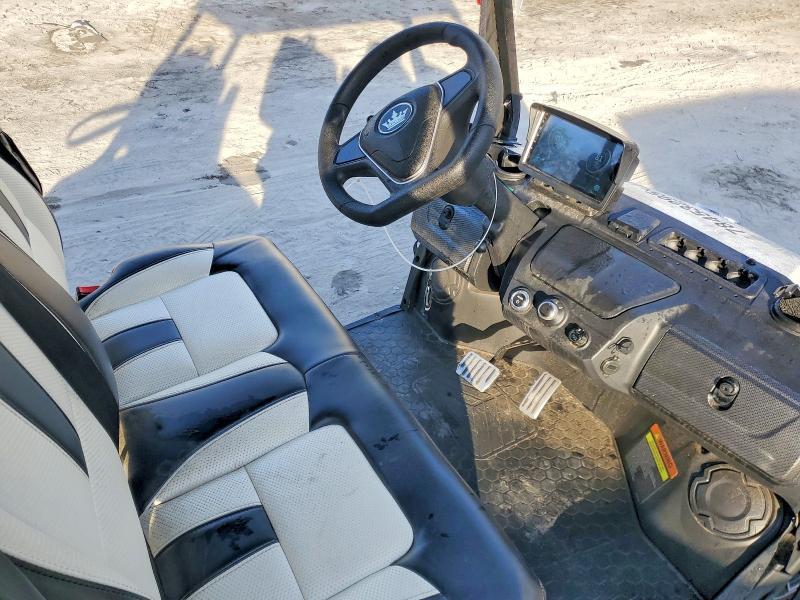 2025 Evolution Golf Cart