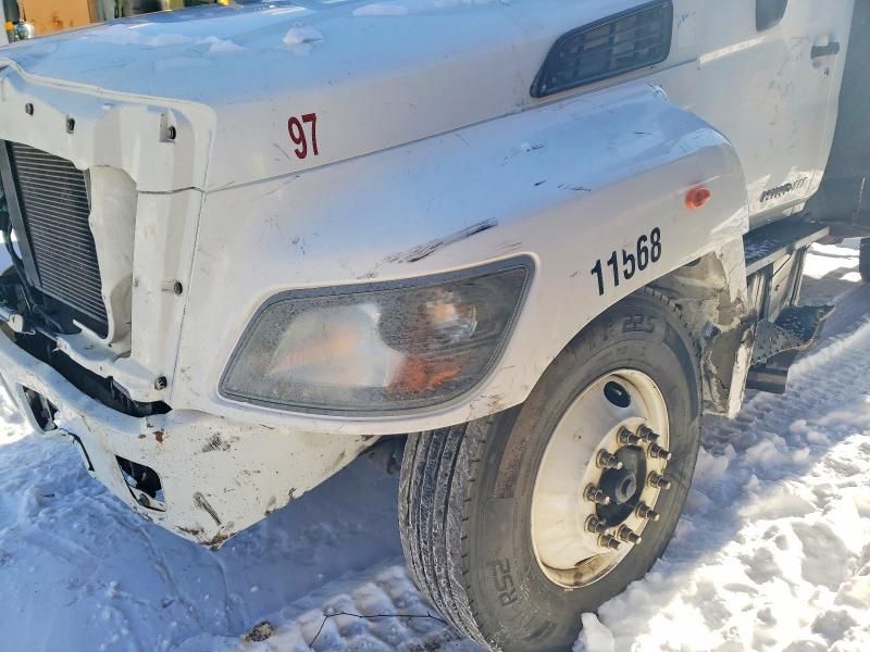 2016 Hino 258/268 Flatbed Truck