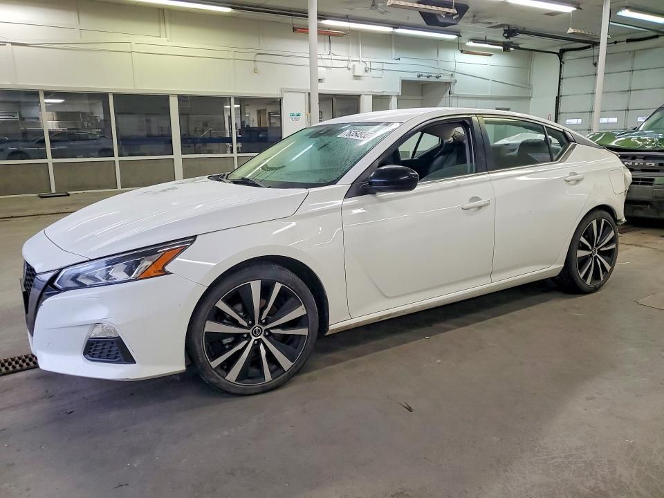 2021 Nissan Altima sr