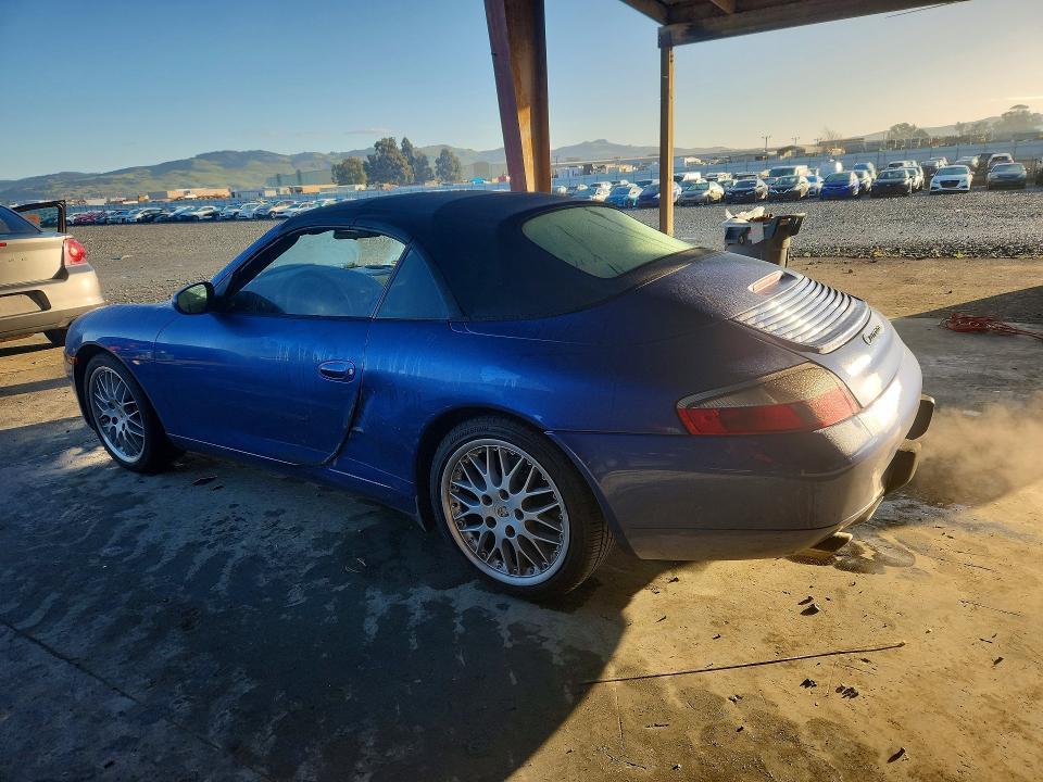 2000 Porsche 911 Carrera 2