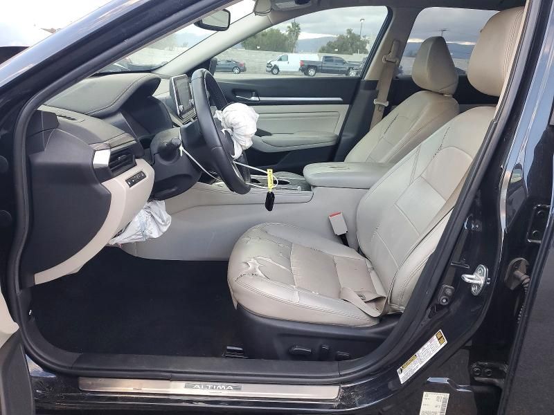 2020 Nissan Altima Platinum