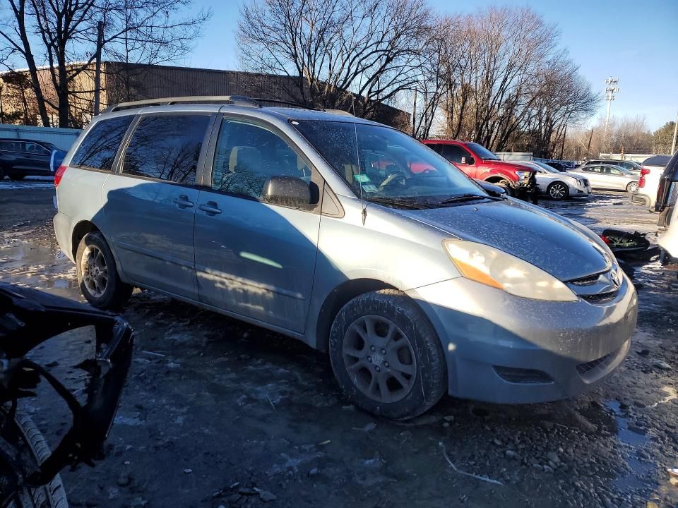 2006 Toyota Sienna le