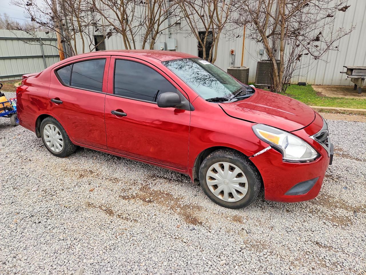 2015 Nissan Versa s