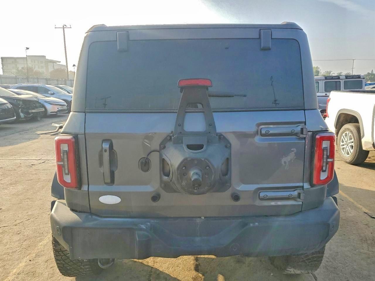 2022 Ford Bronco Base