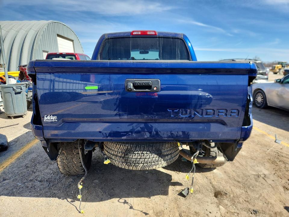 2015 Toyota Tundra SR5