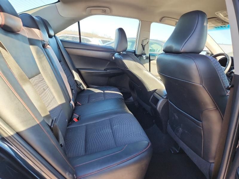 2015 Toyota Camry le