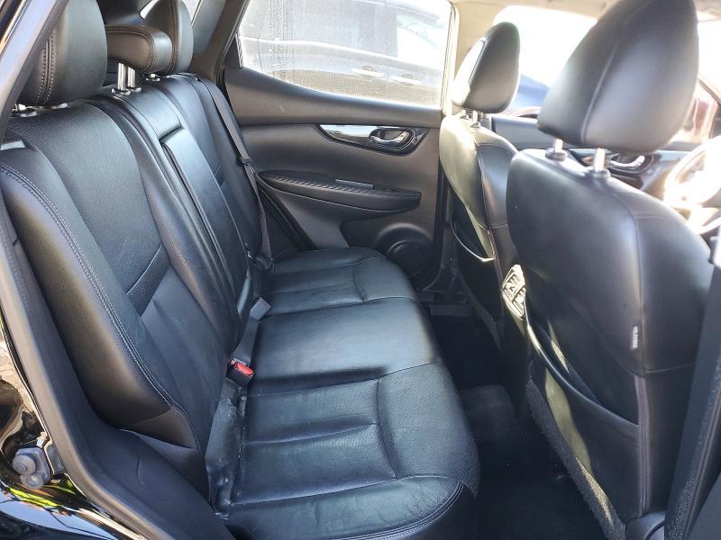 2017 Nissan Rogue Sport sl