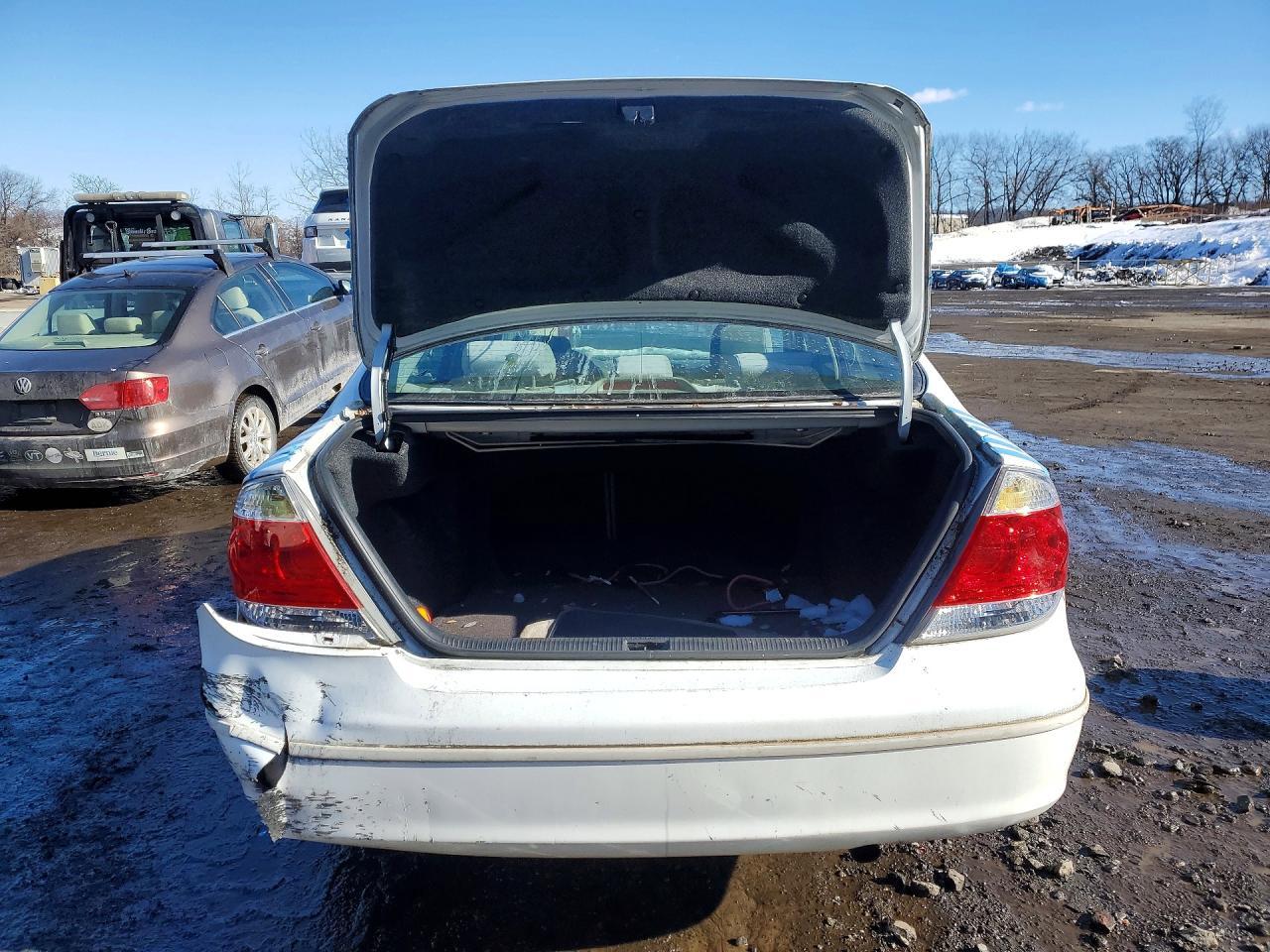2006 Toyota Camry le