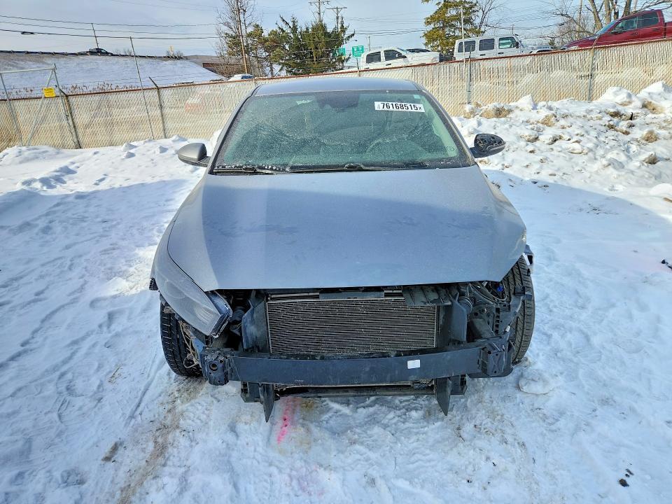 2023 KIA Forte lx