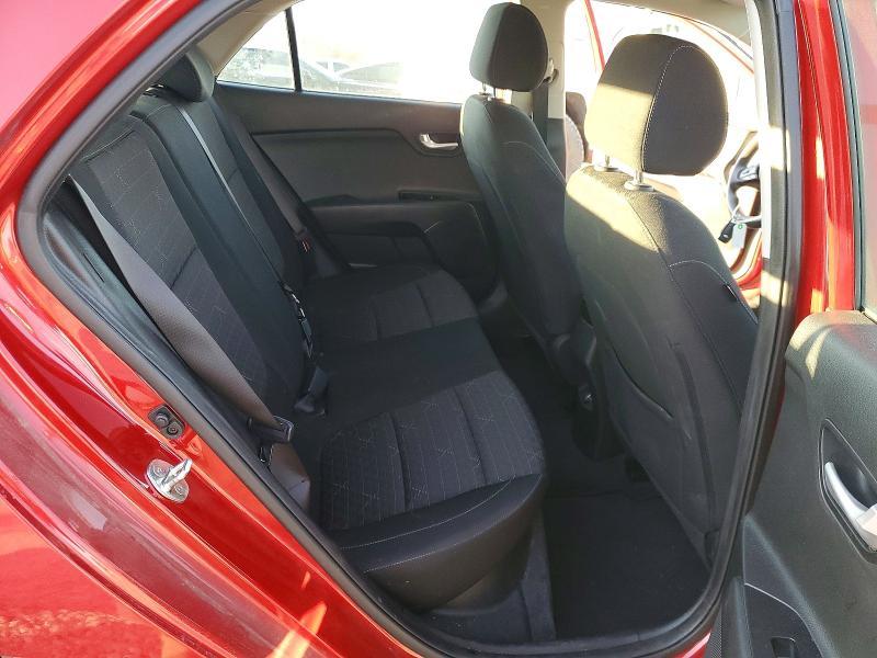 2021 KIA Rio s