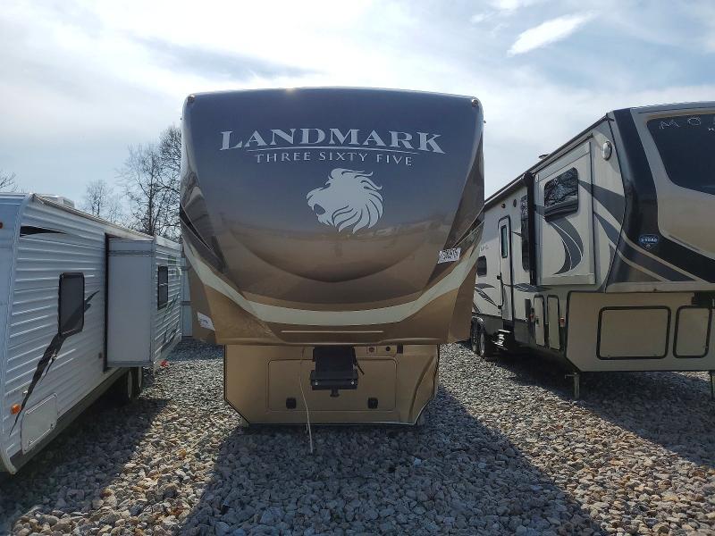 2016 Heartland Landmark-Camper