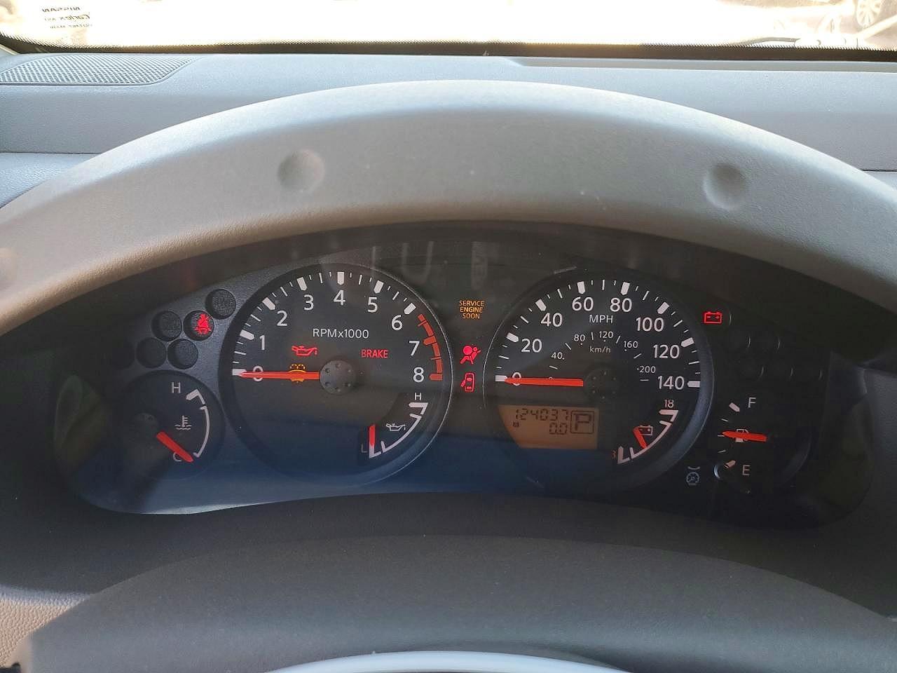 2005 Nissan Frontier Crew Cab LE