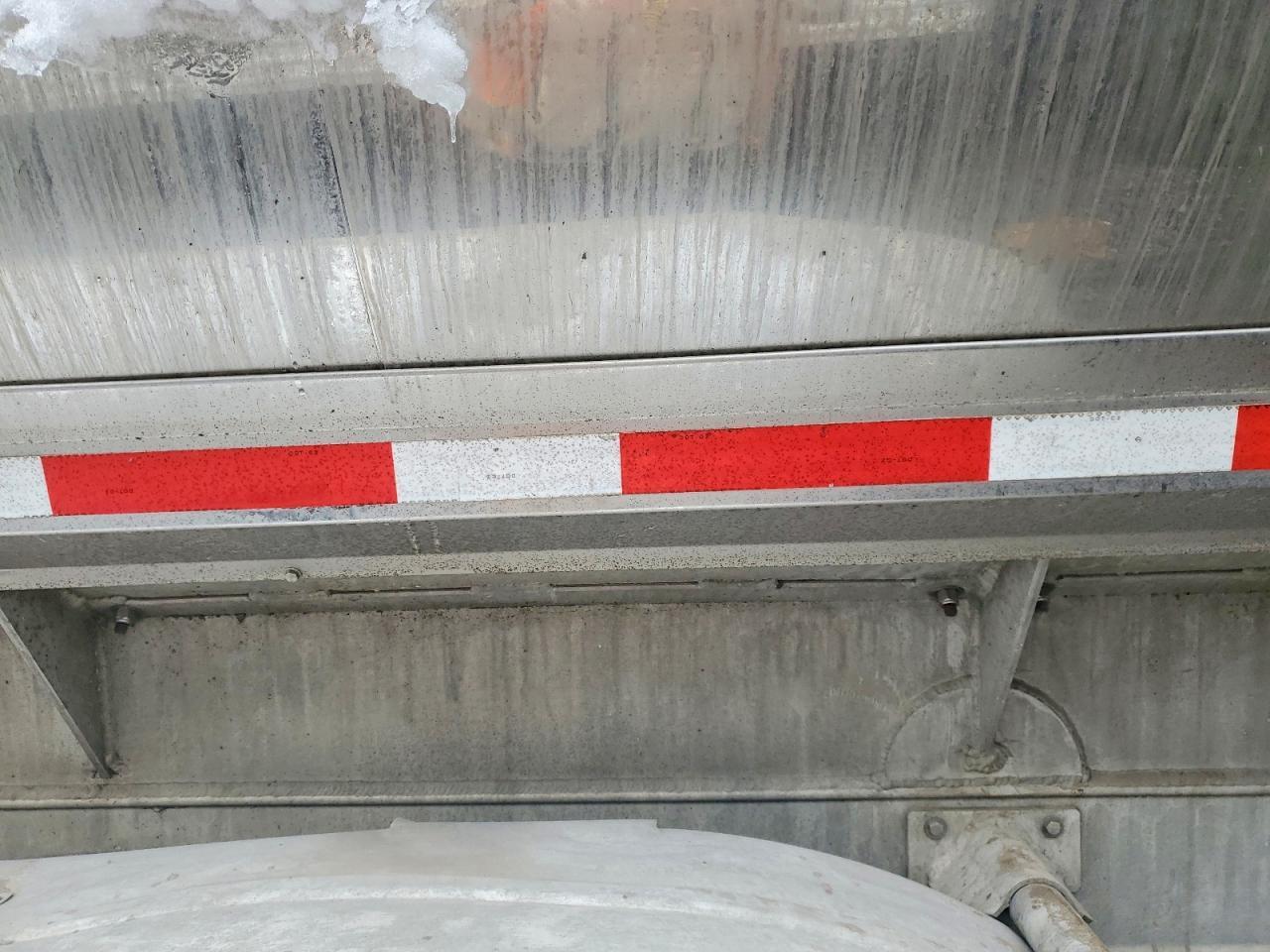 2007 Walker Tank Trailer
