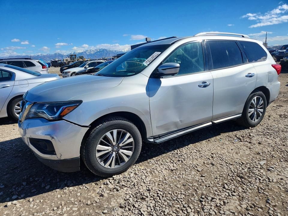 2018 Nissan Pathfinder sl