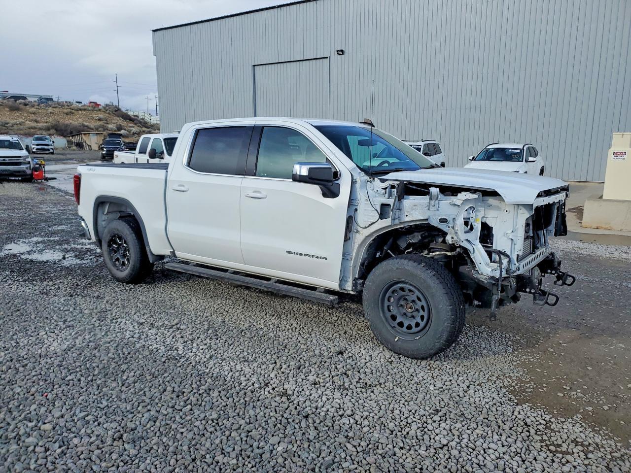 2023 GMC Sierra K1500 SLE