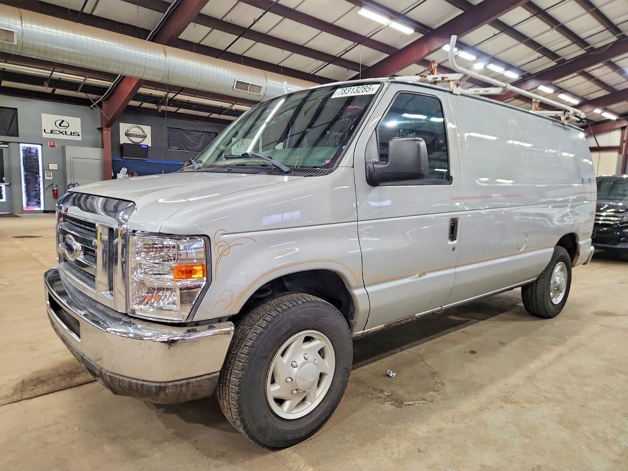 2012 Ford Econoline E250 van