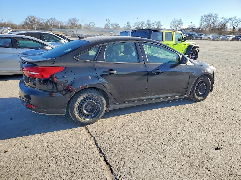 2016 Ford Focus s