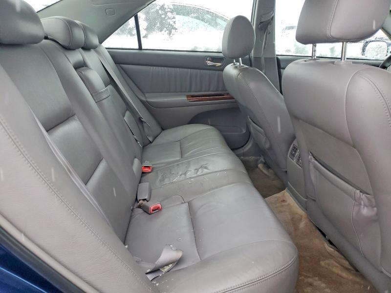 2005 Toyota Camry xle V6