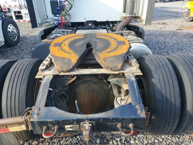 2016 Peterbilt Tractor 2016 Peterbilt 579 Semi Truck