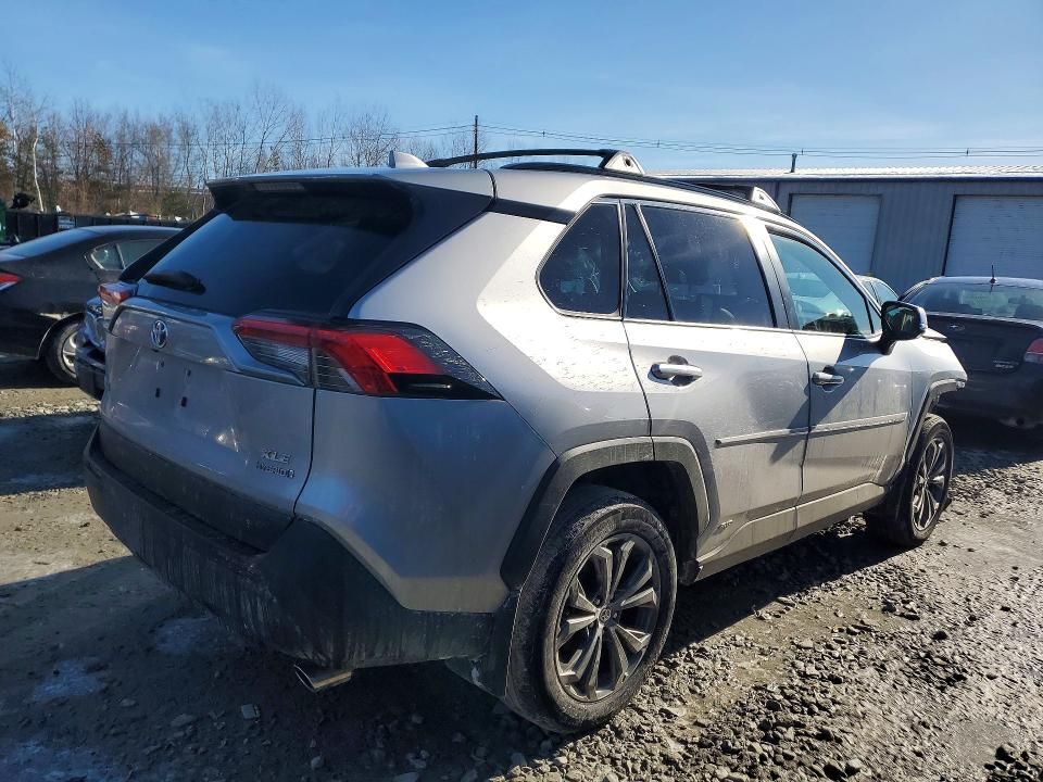 2022 Toyota Rav4 xle Premium