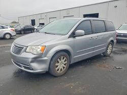 Chrysler Vehiculos salvage en venta: 2015 Chrysler Town & Country Touring
