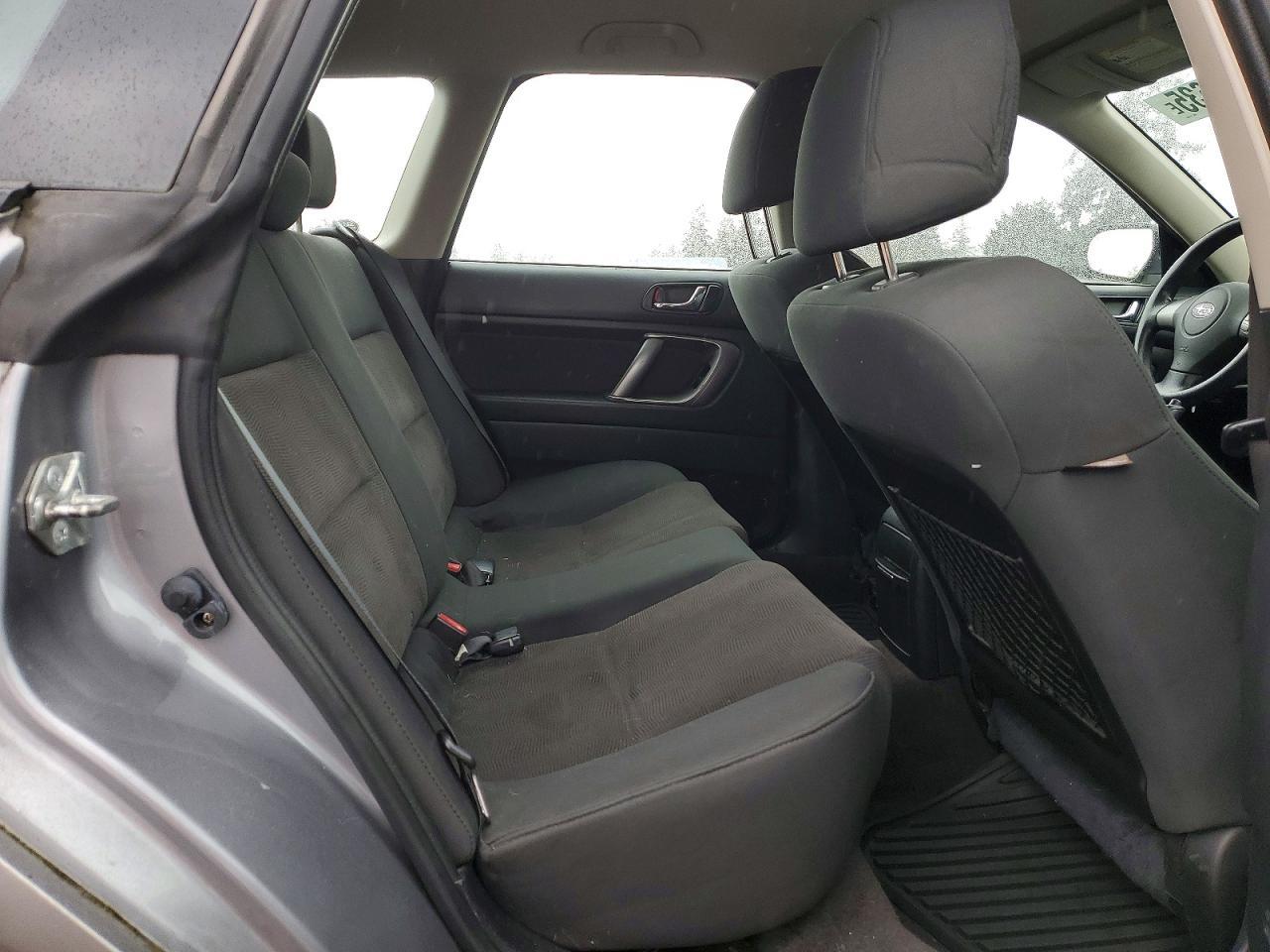 2009 Subaru Outback 2.5i