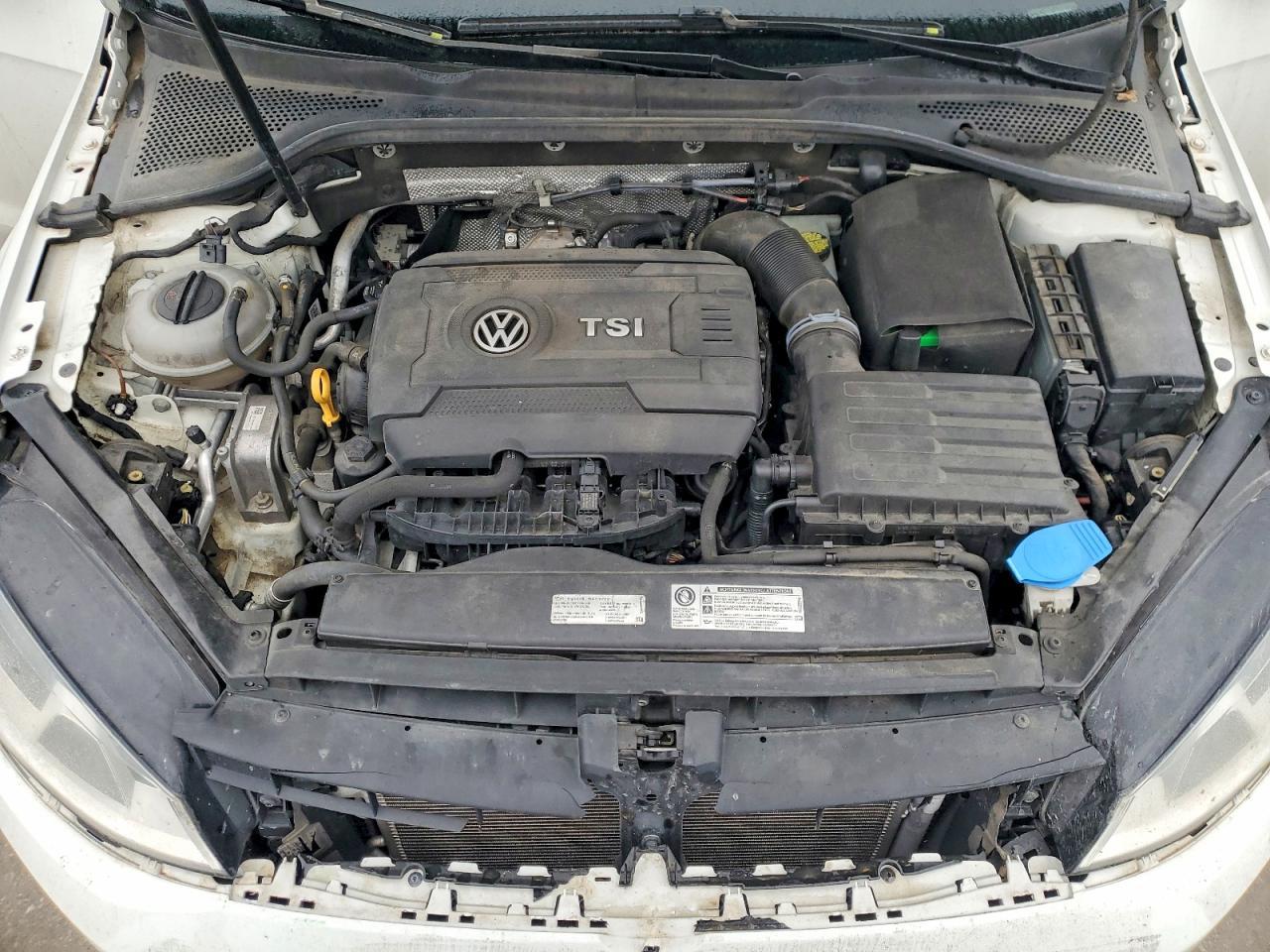 2016 Volkswagen Golf Sportwagen s