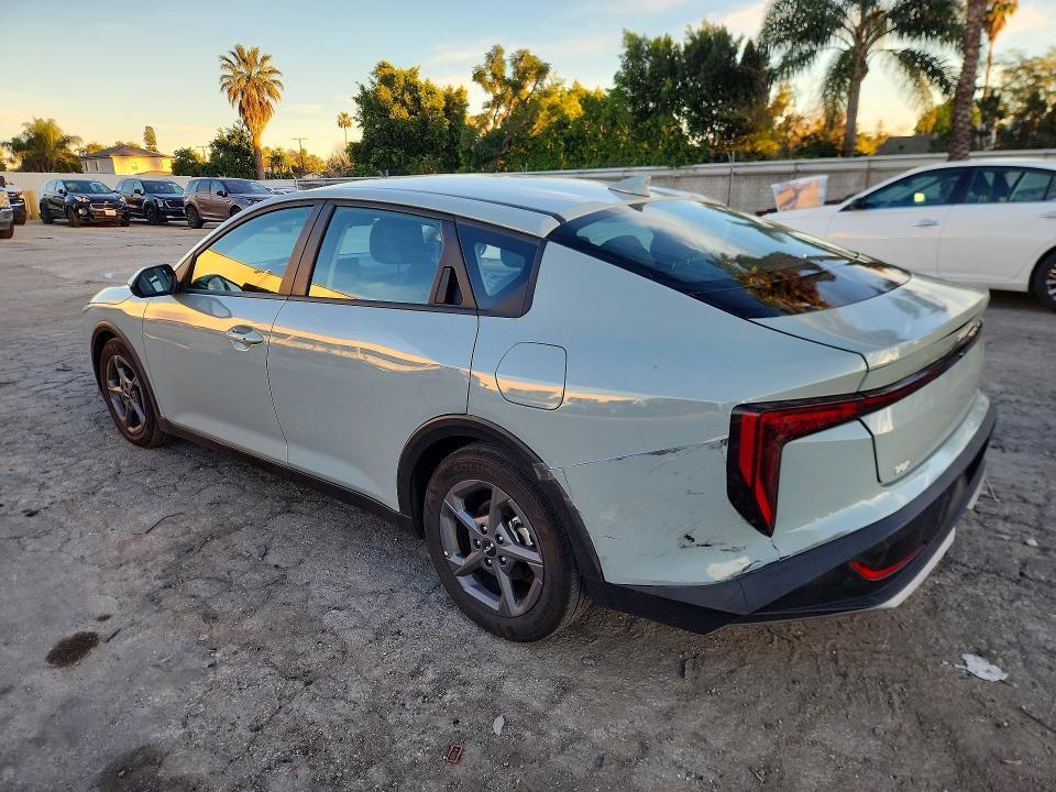2025 KIA K4 lxs