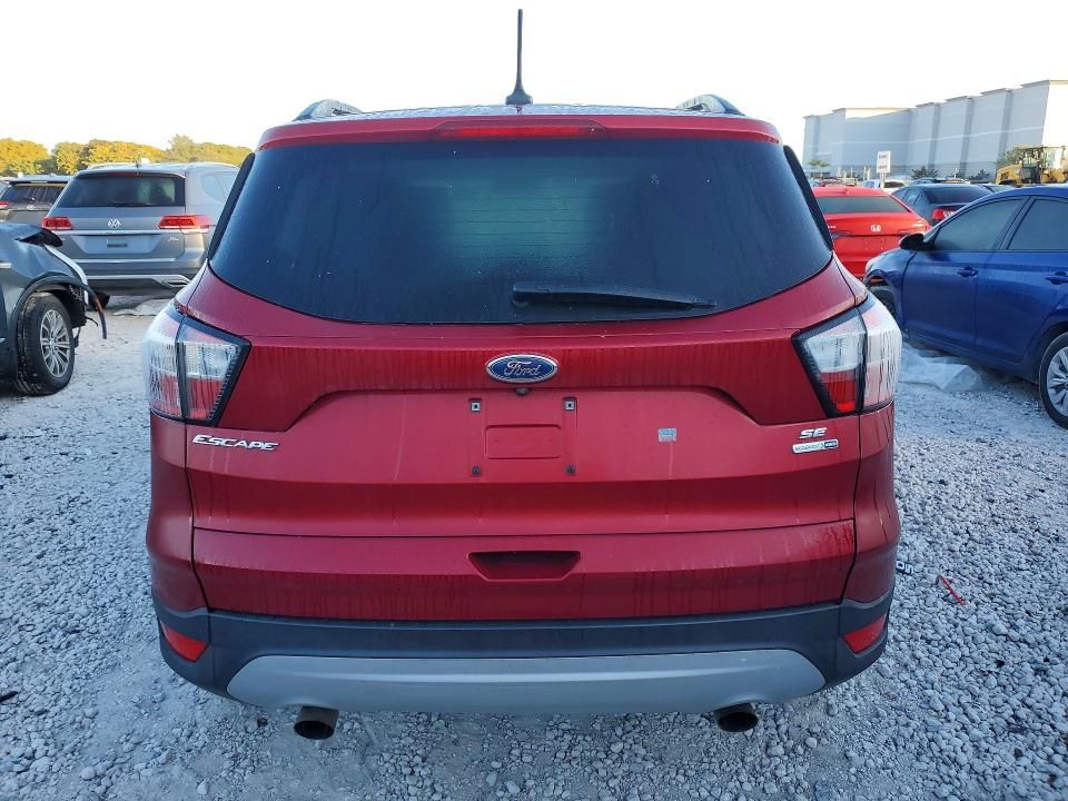 2018 Ford Escape se