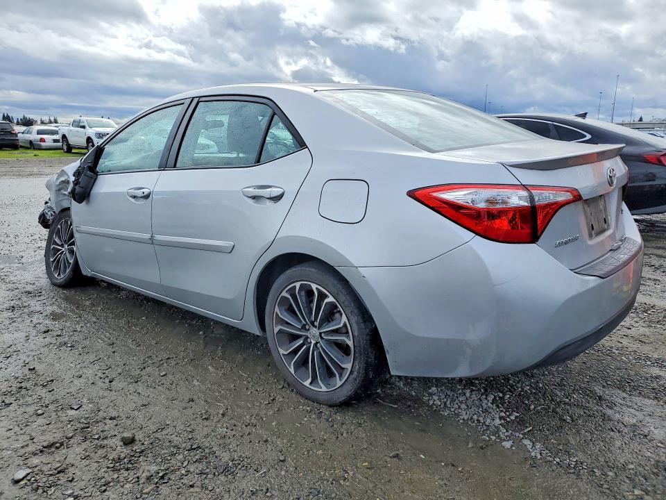 2015 Toyota Corolla s Plus