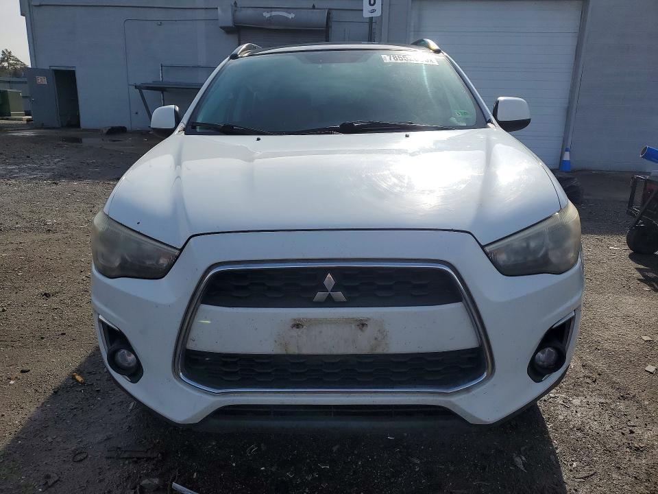 2013 Mitsubishi Outlander Sport se