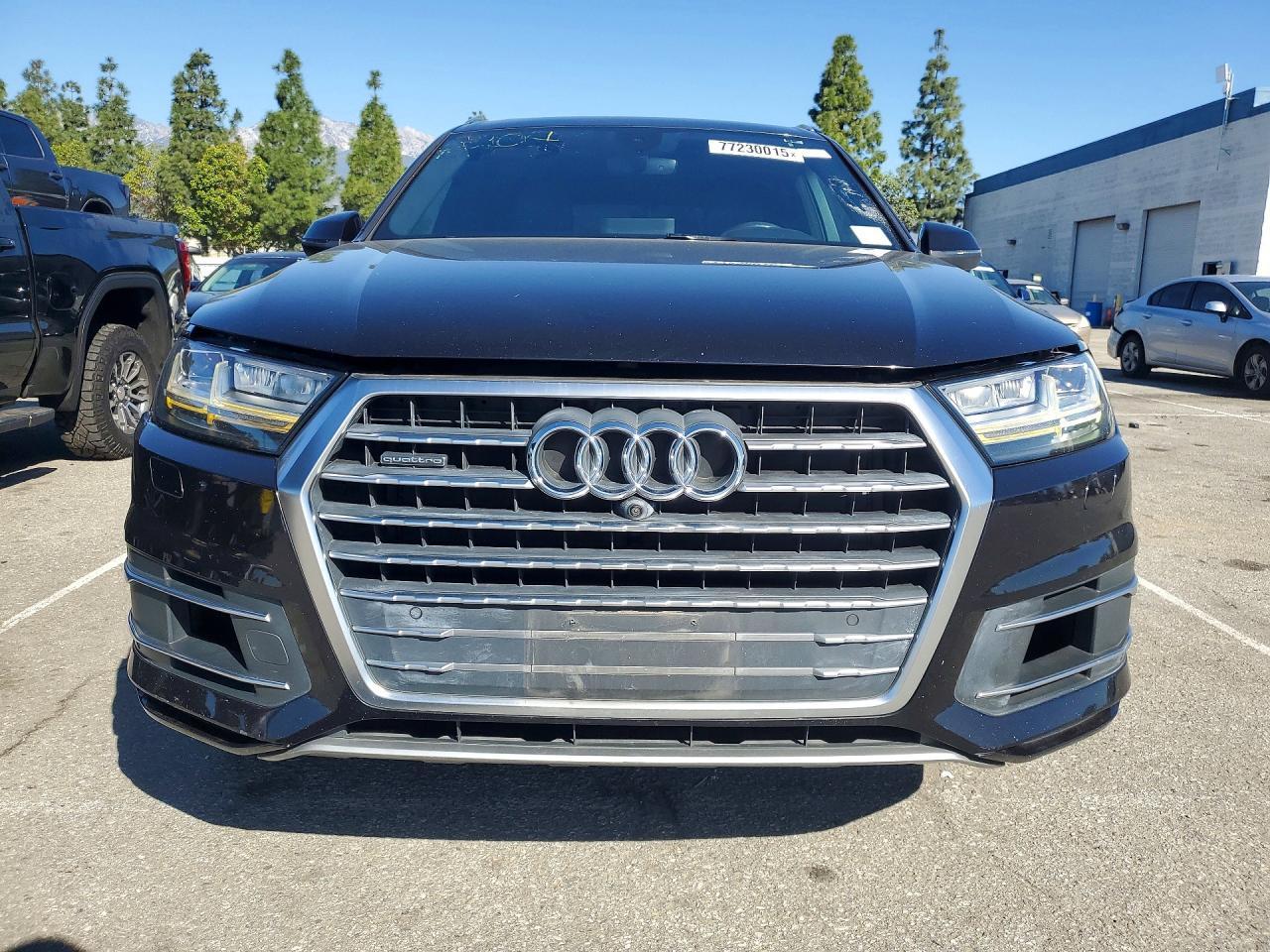 2017 Audi Q7 Premium Plus