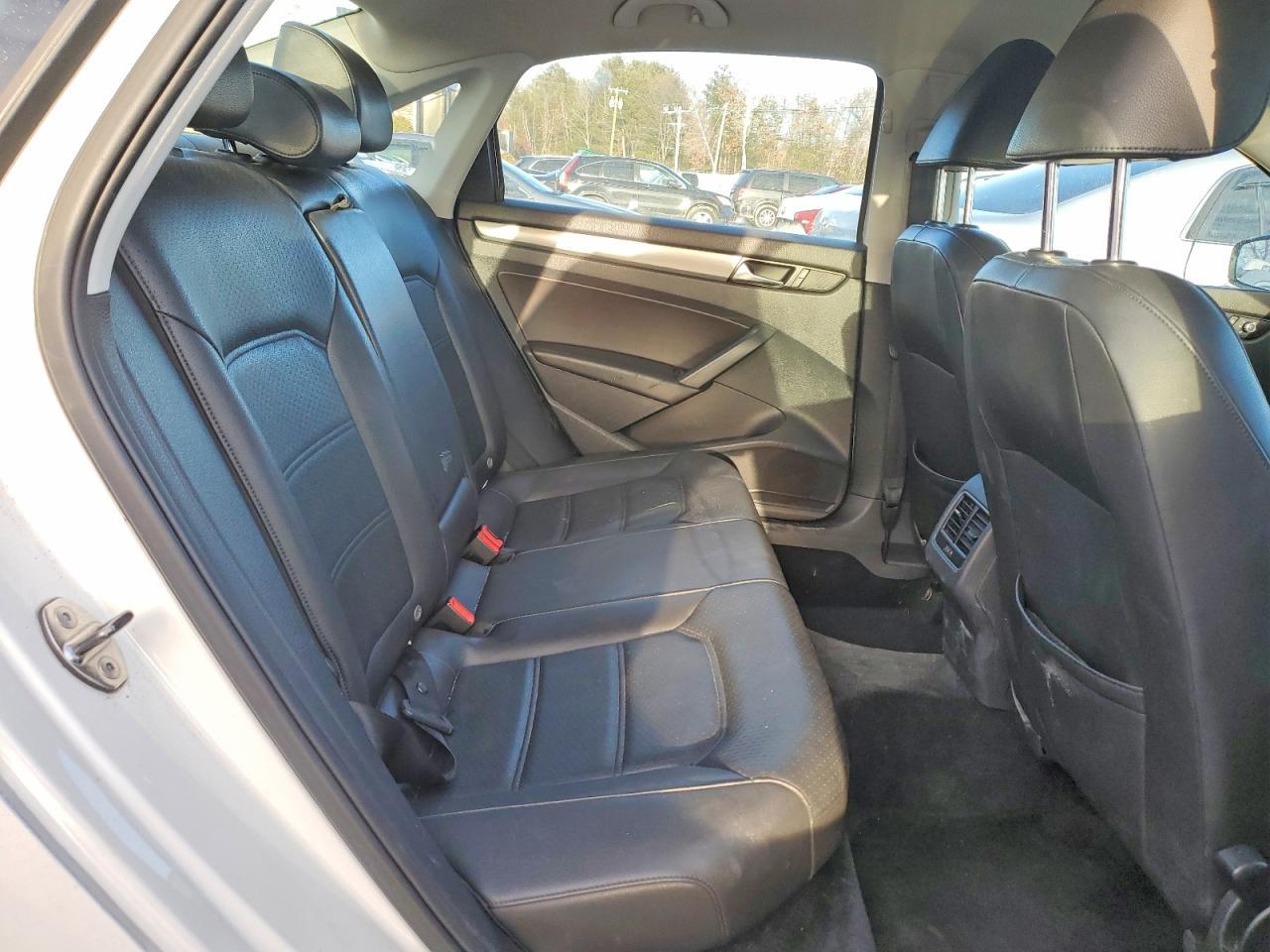 2014 Volkswagen Passat se