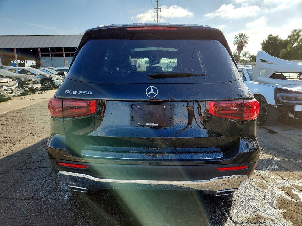 2025 Mercedes-Benz Glb 250