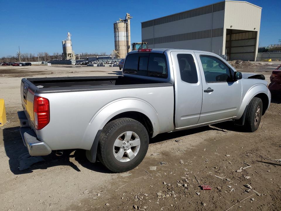 2012 Nissan Frontier sv V6