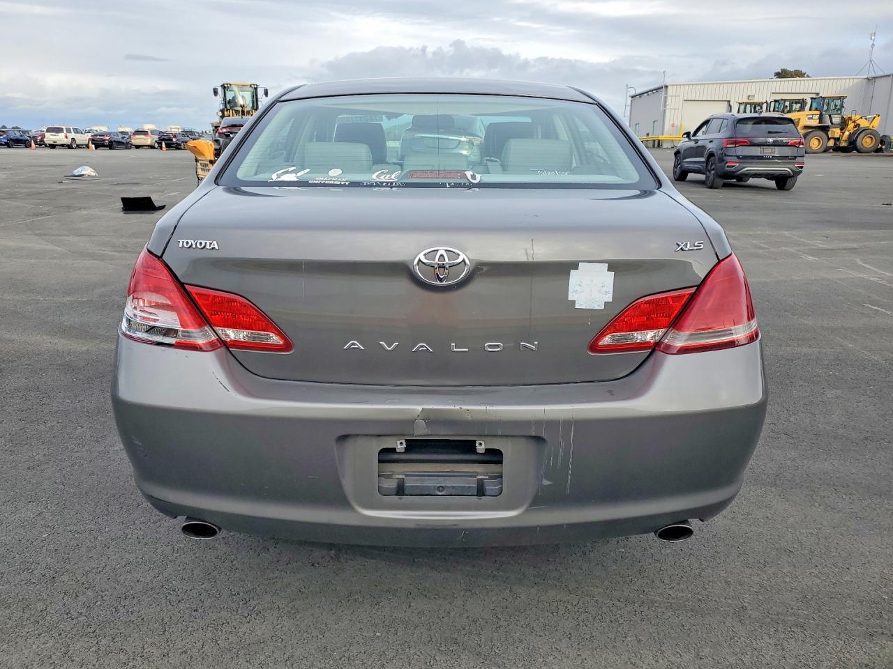 2007 Toyota Avalon xls