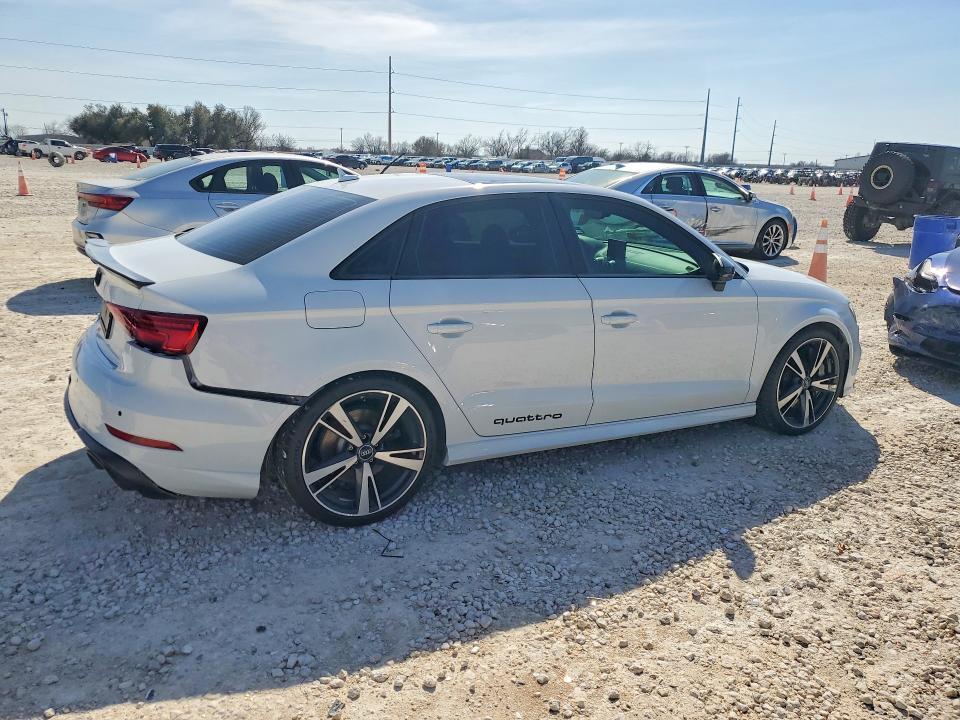 2018 Audi RS3