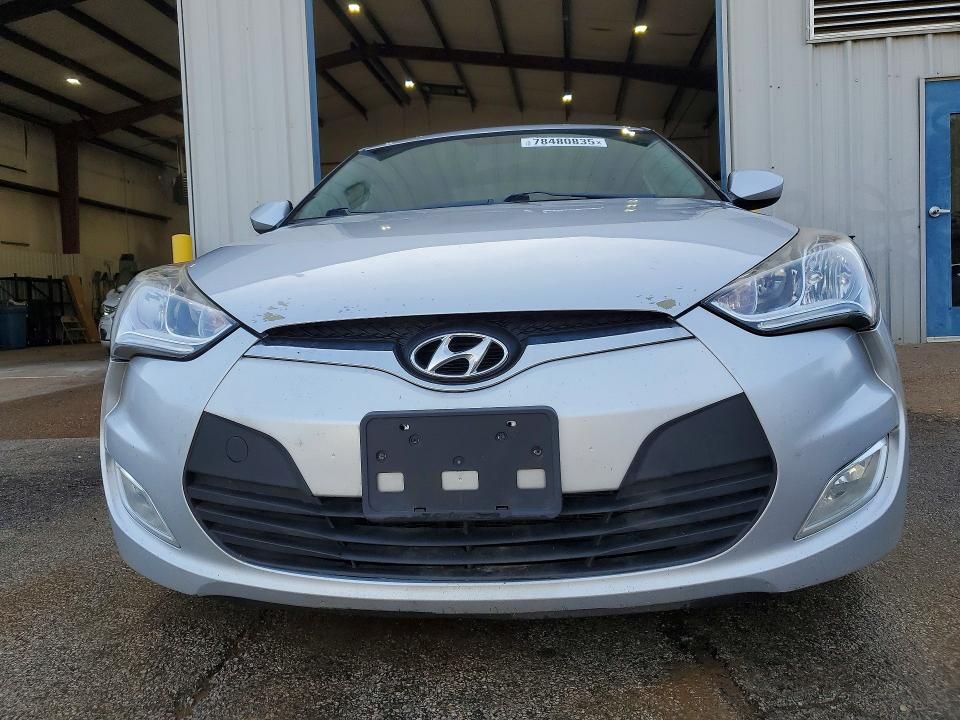 2017 Hyundai Veloster Base