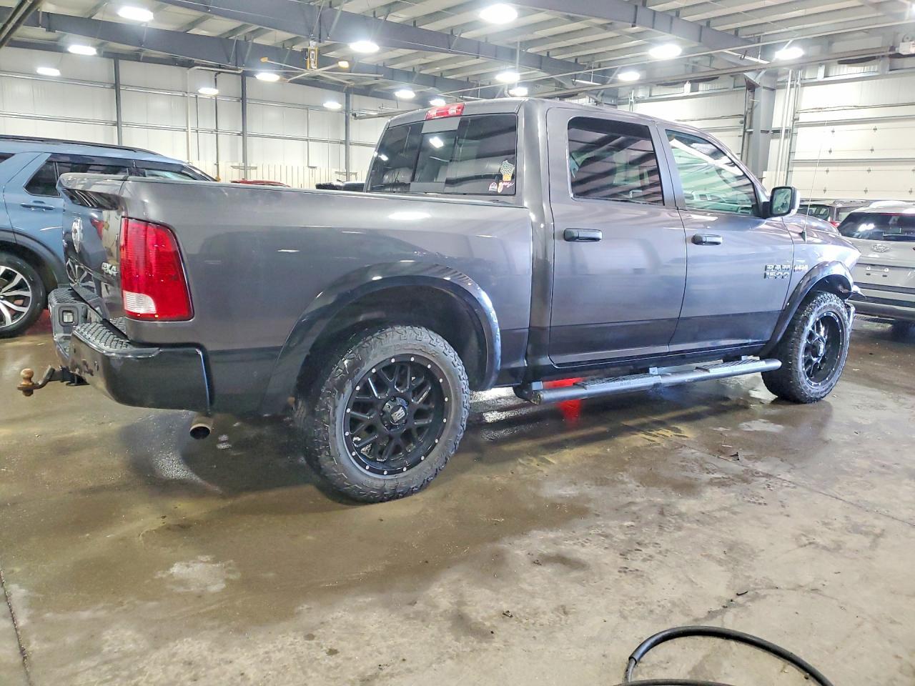 2017 Dodge Ram 1500 slt